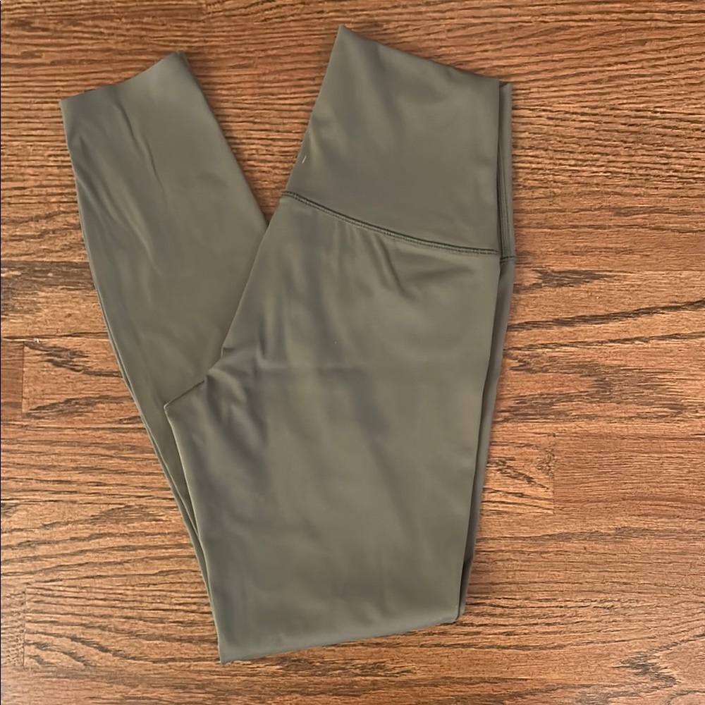 NWOT Tavi High Waisted 7/8 Leggings, size S